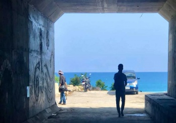 金崙小村的恬靜 吃碗牛肉麵加上美麗海岸，心滿意足