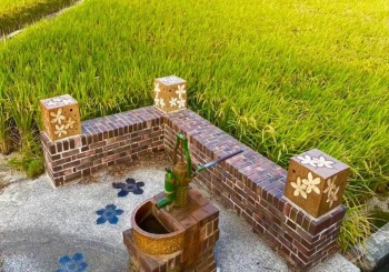 沿著苗栗貓裡銅鑼灣道，盡賞西湖田野風光，順遊店仔街的古味風華