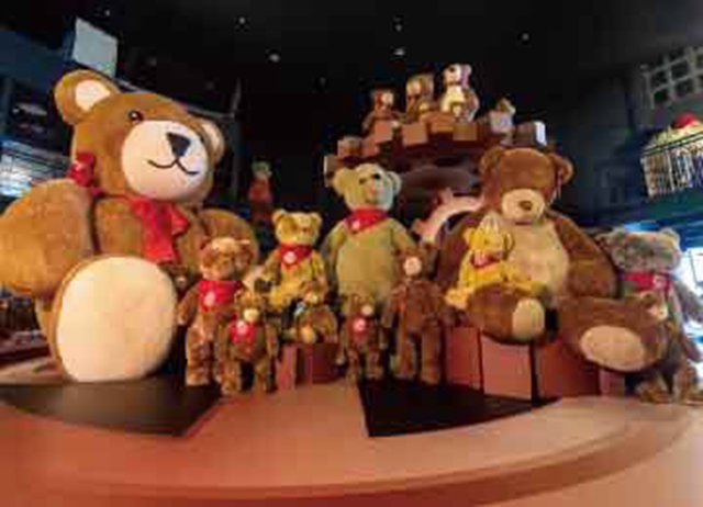 新竹.『竹縣風情-六福同行』熊幸福 ❤ 六福村主題遊樂園．關西小...