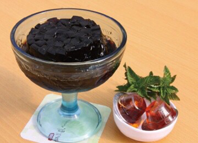 新竹.『竹縣風情-六福同行』熬幸福 ❤ 六福村主題遊樂園．仙草博...