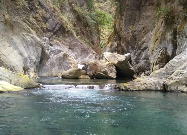 編號058：南橫布農族郡社群的女孩「木娃兒」