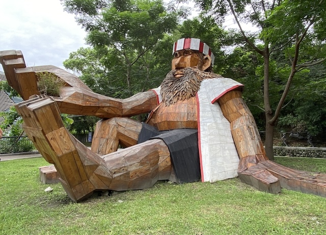 南投布農族部落二日遊-布農溪石彩繪＋雙龍瀑布七彩吊橋＋達瑪巒文化...